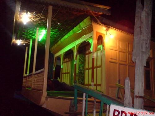 Srinagar India codigo promo hotel booking.com