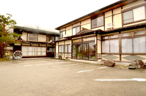 Takayama Japón codigo promo hotel booking.com