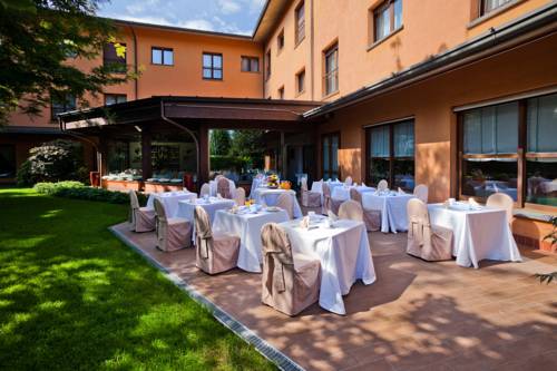 Burago di Molgora Italia codigo promo hotel booking.com