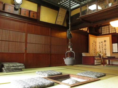 Takayama Japón codigo promo hotel booking.com