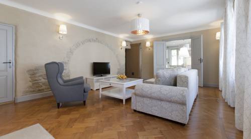 Kuressaare Estonia codigo promo hotel booking.com